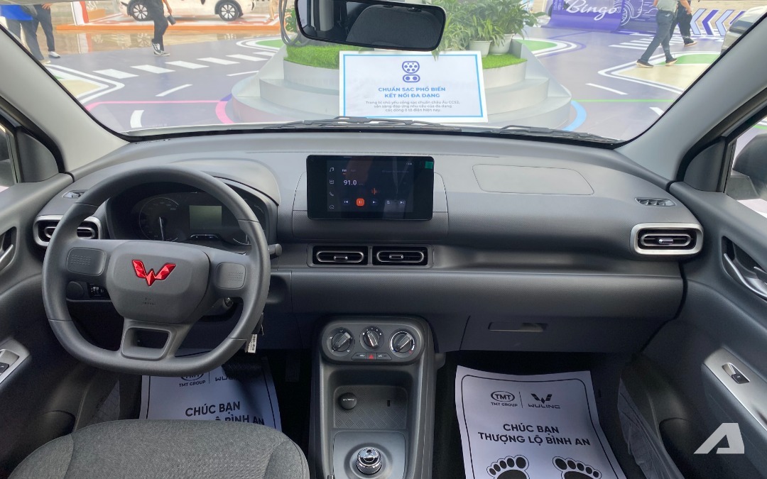 Ra mắt Wuling Grango giá 519 triệu đồng, chạy tới 300km/sạc