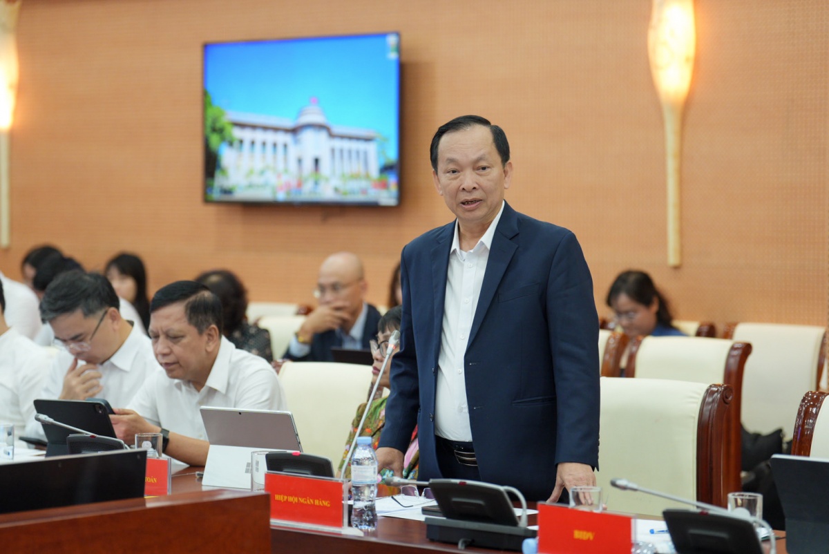 Ngân hàng đồng thuận giảm lãi suất hỗ trợ nền kinh tế Ngân hàng đồng thuận giảm lãi suất hỗ trợ nền kinh tế