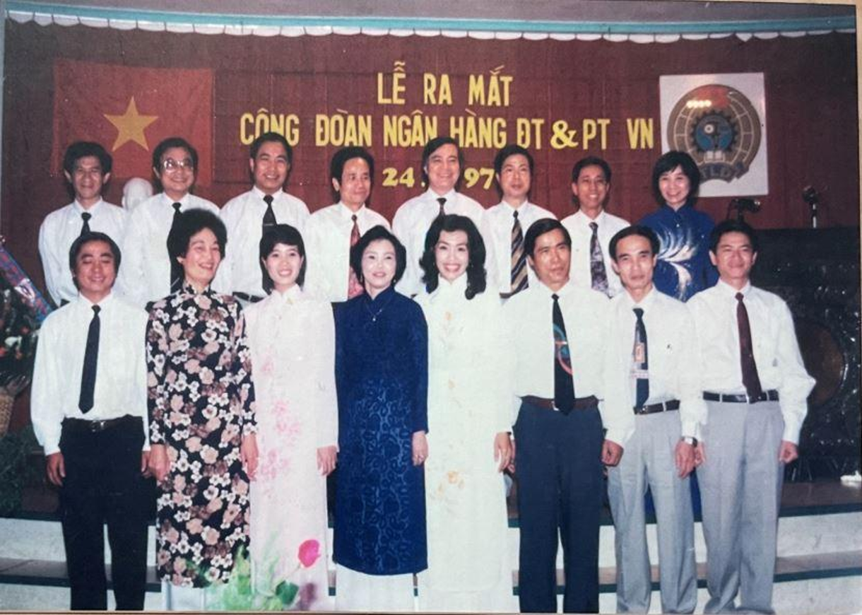 Ra mắt Công đoàn Ngân hàng ĐT & PT Việt Nam Ra mắt Công đoàn Ngân hàng ĐT & PT Việt Nam