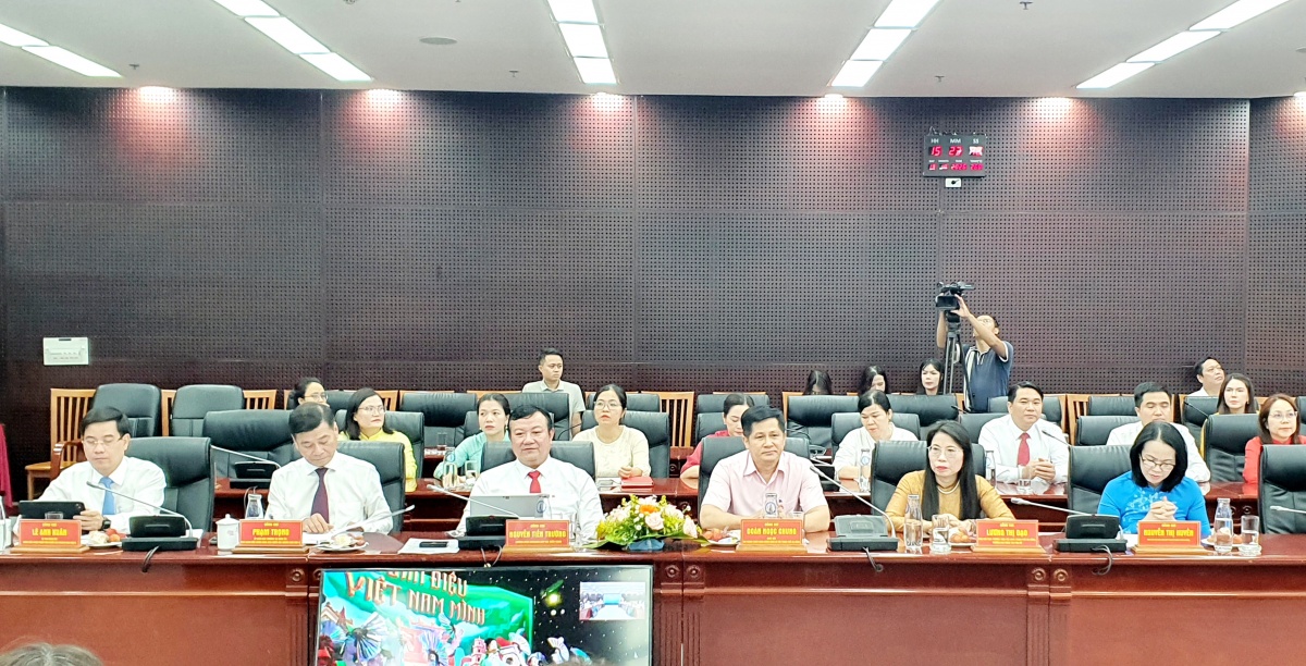 undefined NHNN Khu vực 9 ký kết chương trình phối hợp với Hội Liên hiệp Phụ nữ Đà Nẵng