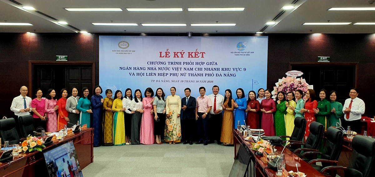 undefined NHNN Khu vực 9 ký kết chương trình phối hợp với Hội Liên hiệp Phụ nữ Đà Nẵng