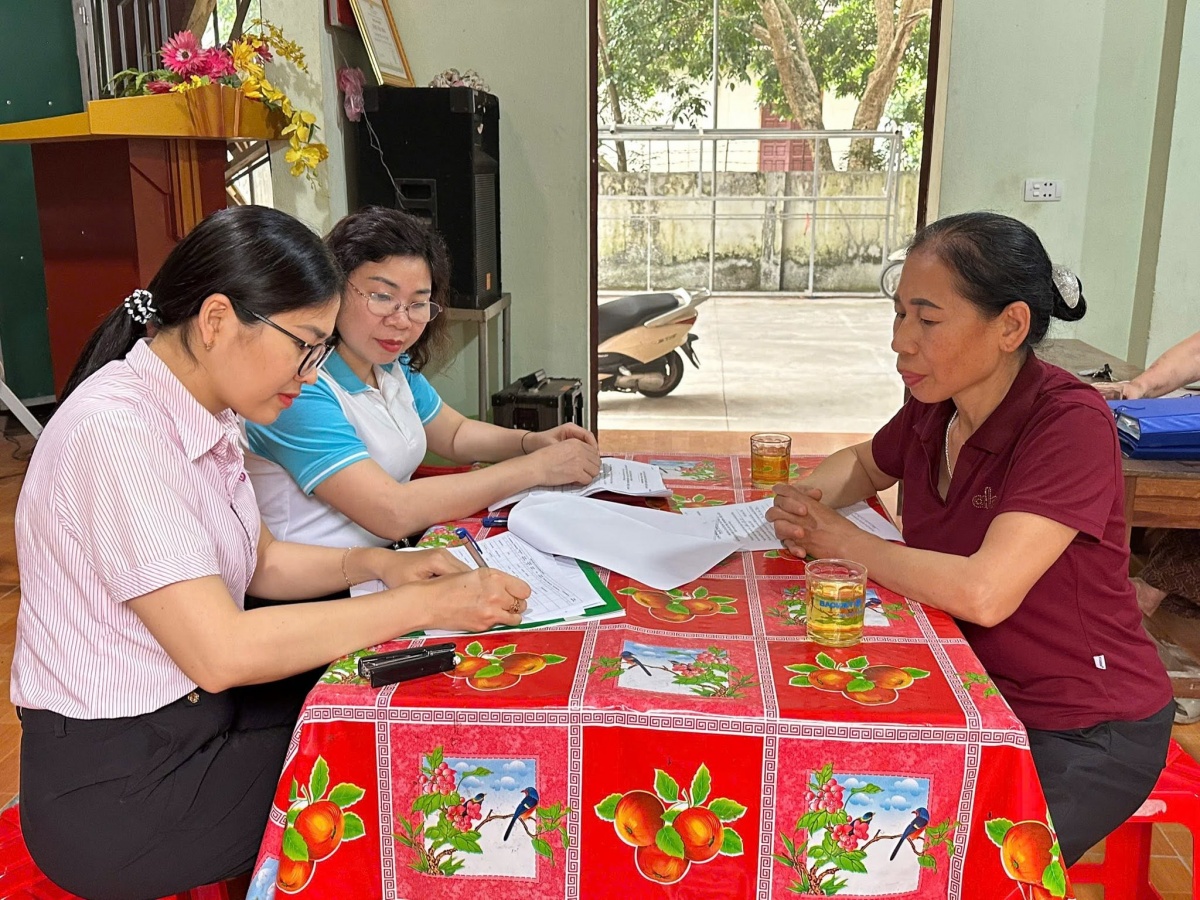 ngành Ngân hàng và tổ chức Hội sẽ phối hợp tuyên truyền, cảnh báo các phương thức, thủ đoạn lừa đảo trên không gian mạng, phòng chống “tín dụng đen”, giúp hội viên nâng cao khả năng nhận diện rủi ro và bảo vệ tài sản khi tham gia các giao dịch tài chính…