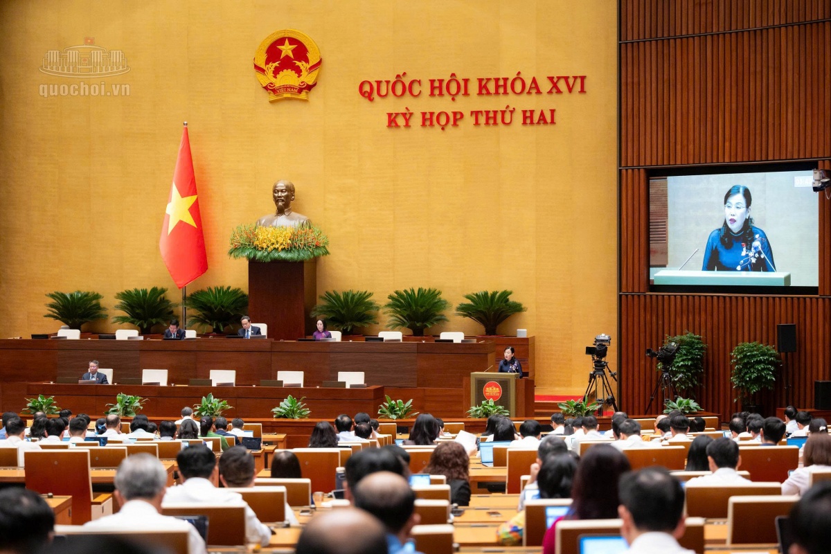 Quốc hội nghe tờ trình và báo cáo thẩm tra về dự án luật Điện lực sửa đổi(Ảnh QH)