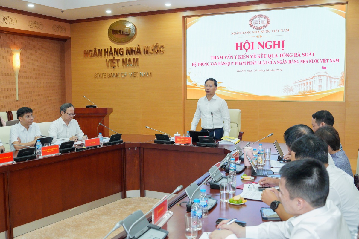 Rà soát, hoàn thiện pháp luật ngân hàng theo hướng tháo gỡ vướng mắc, bảo đảm an toàn hệ thống Rà soát, hoàn thiện pháp luật ngân hàng theo hướng tháo gỡ vướng mắc, bảo đảm an toàn hệ thống
