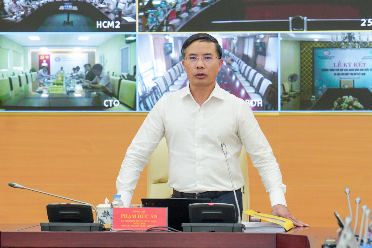 Rà soát, hoàn thiện pháp luật ngân hàng theo hướng tháo gỡ vướng mắc, bảo đảm an toàn hệ thống Rà soát, hoàn thiện pháp luật ngân hàng theo hướng tháo gỡ vướng mắc, bảo đảm an toàn hệ thống