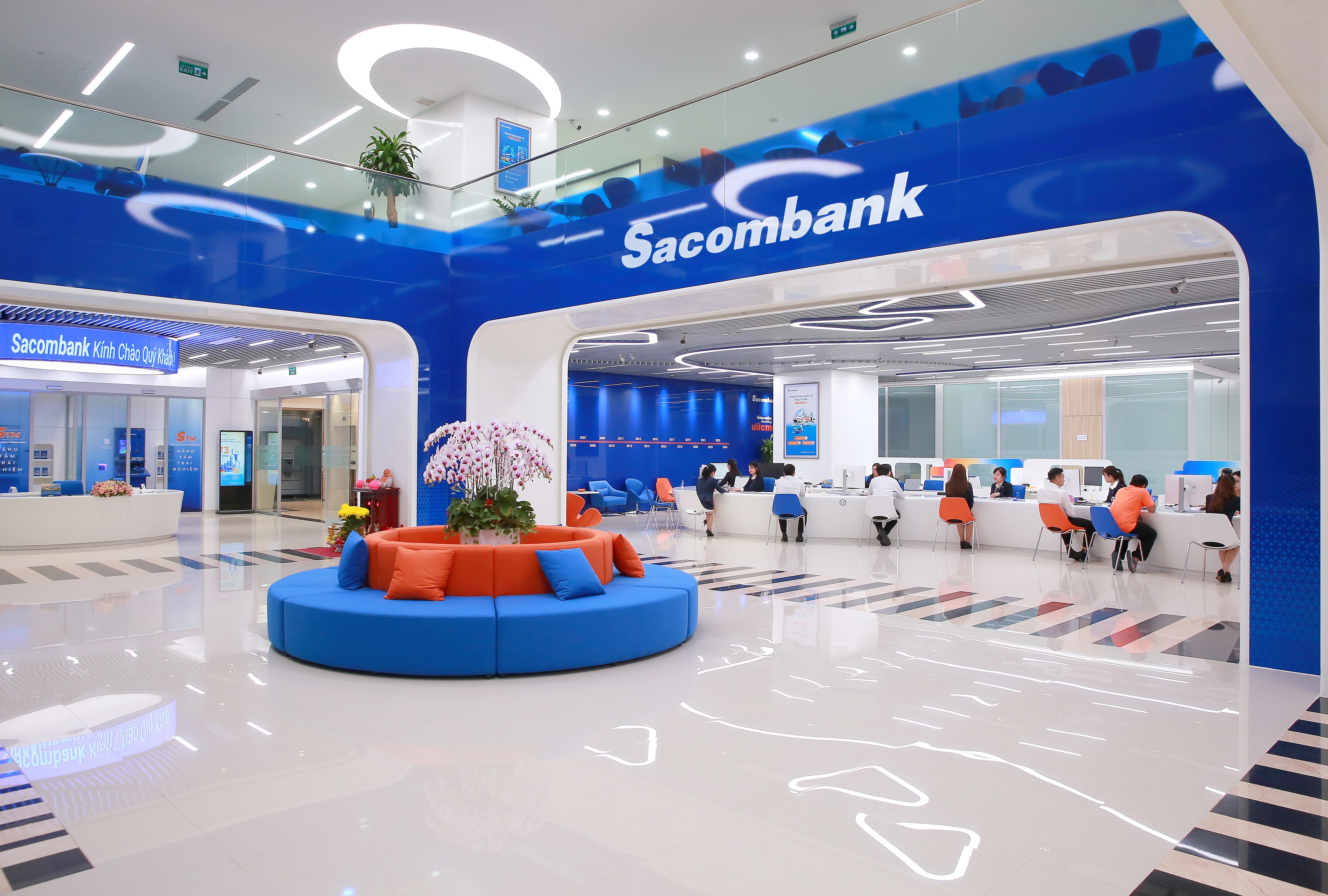 SACOMBANK giảm lãi suất huy động, tiếp sức cho doanh nghiệp bứt phá