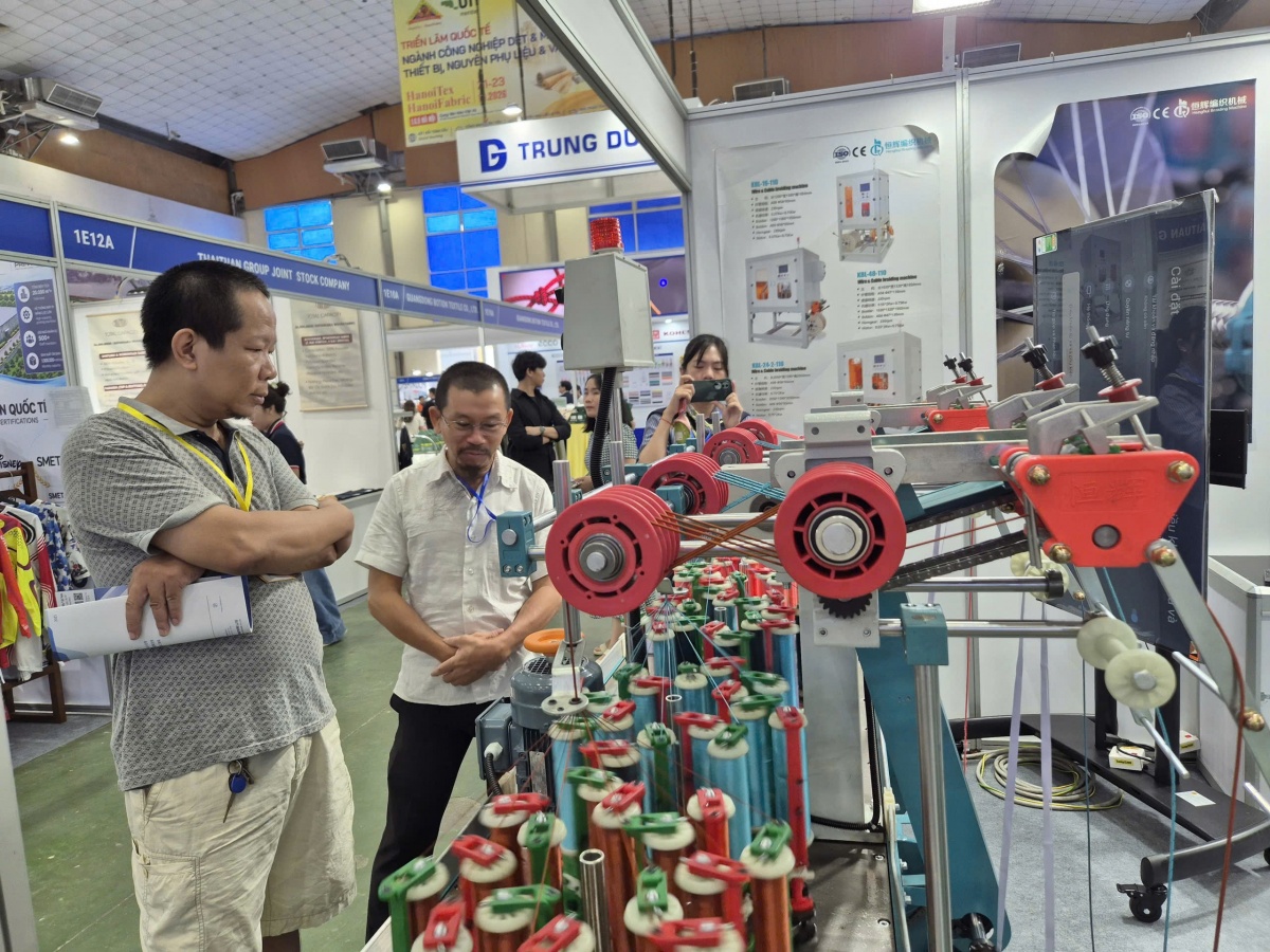 HanoiTex & HanoiFabric 2026: Thúc đẩy chuyển đổi số và sản xuất xanh ngành dệt may