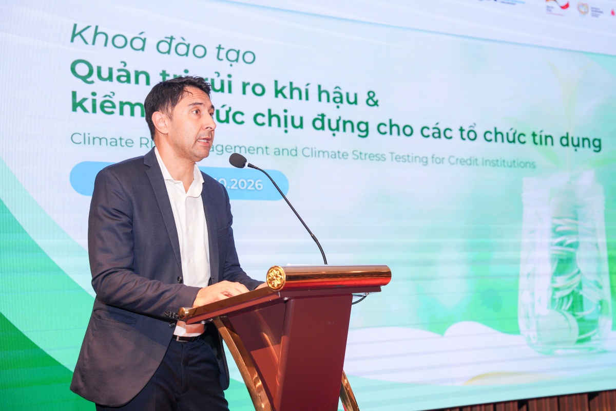 Nâng cao năng lực quản trị rủi ro khí hậu trong hoạt động ngân hàng