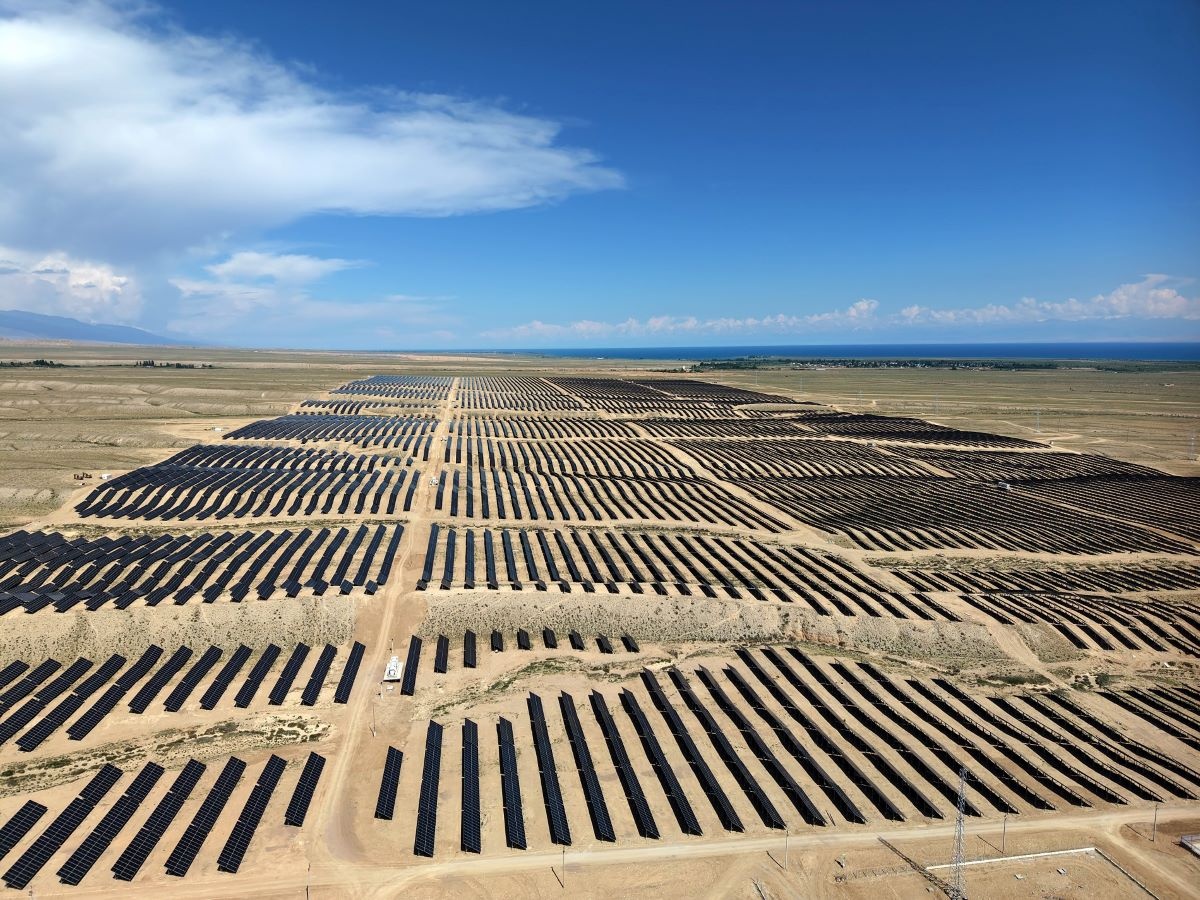 ROX Issyk-Kul Solar Farm sẽ có tổng công suất 1900 MWp ROX Issyk-Kul Solar Farm sẽ có tổng công suất 1900 MWp