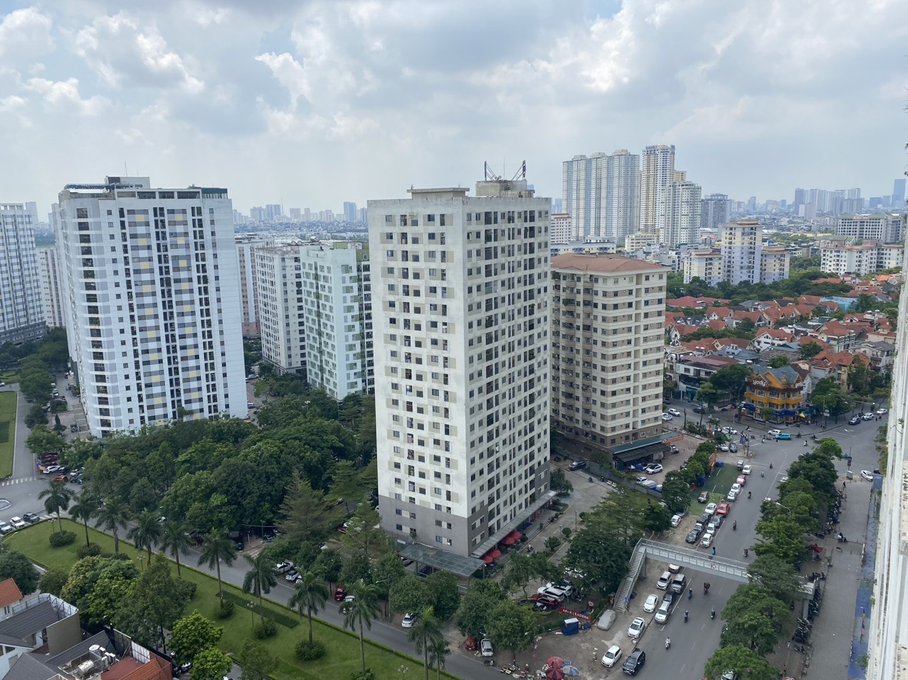 Thị trường căn hộ chững thanh khoản, giá bán vẫn neo cao ảnh: minh họa Thị trường căn hộ chững thanh khoản, giá bán vẫn neo cao ảnh: minh họa