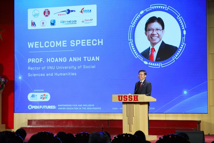 GS.TS. Hoàng Anh Tuấn, Hiệu trưởng Trường Đại học Khoa học Xã hội và Nhân văn, ĐHQGHN GS.TS. Hoàng Anh Tuấn, Hiệu trưởng Trường Đại học Khoa học Xã hội và Nhân văn, ĐHQGHN