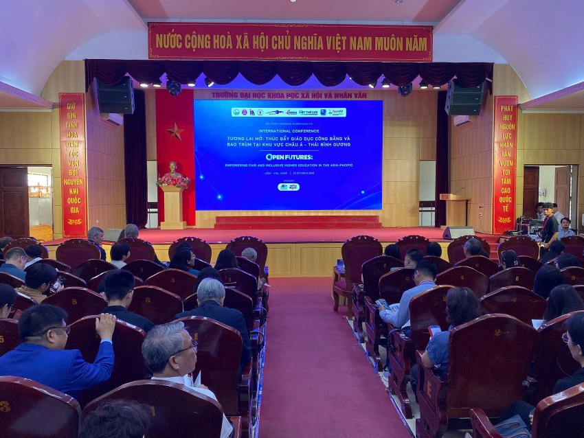 Toàn cảnh Hội thảo (Ảnh: Duy Quân/Báo 1 Thế giới) Toàn cảnh Hội thảo (Ảnh: Duy Quân/Báo 1 Thế giới)