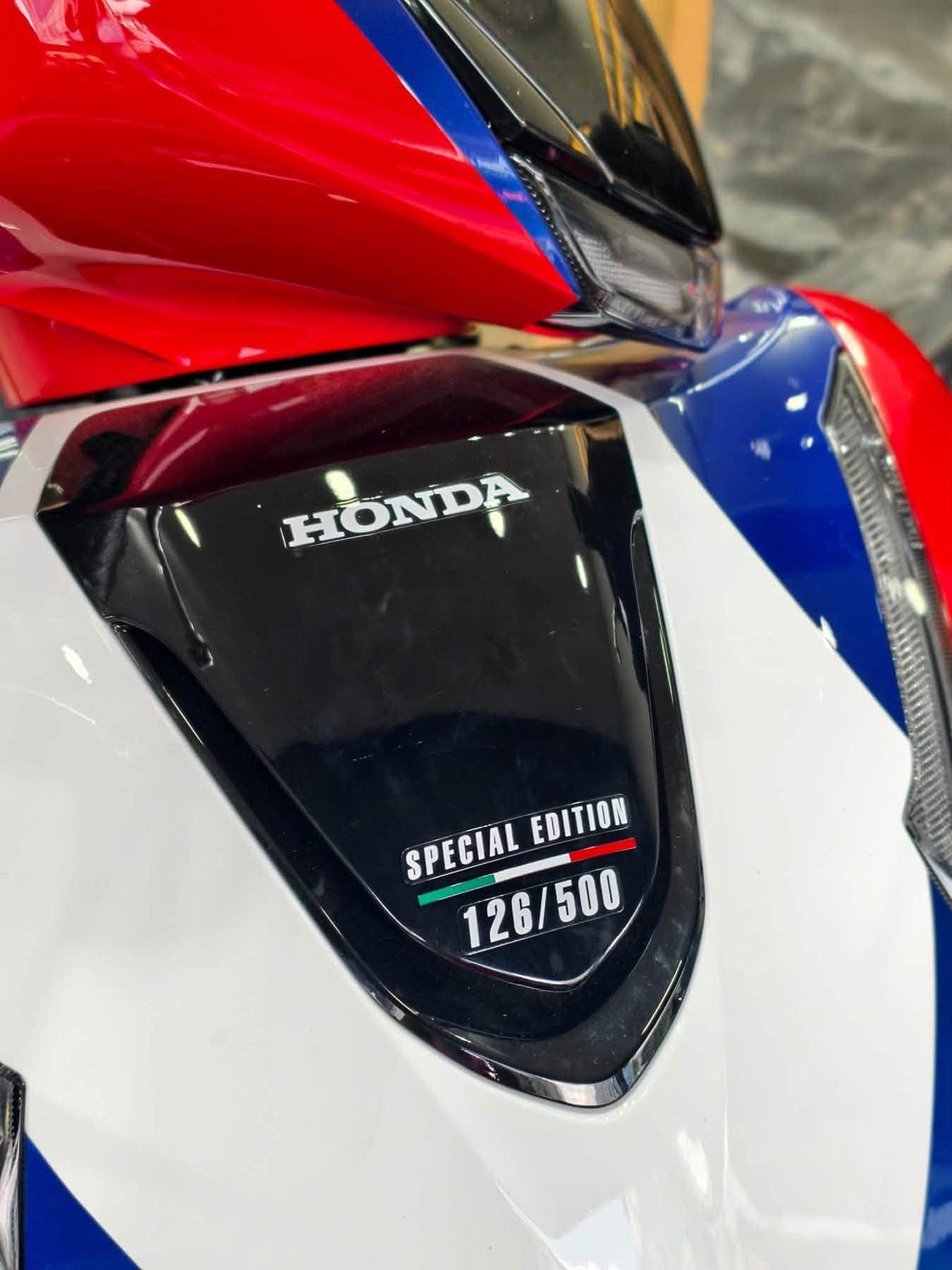 undefined Hàng hiếm Honda SH150i HRC 2026 về Việt Nam, giá khoảng 250 triệu đồng