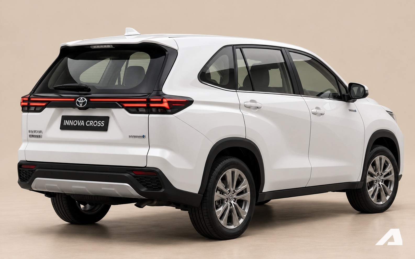 undefined Xem trước Toyota Innova Cross mới sắp ra mắt tháng sau
