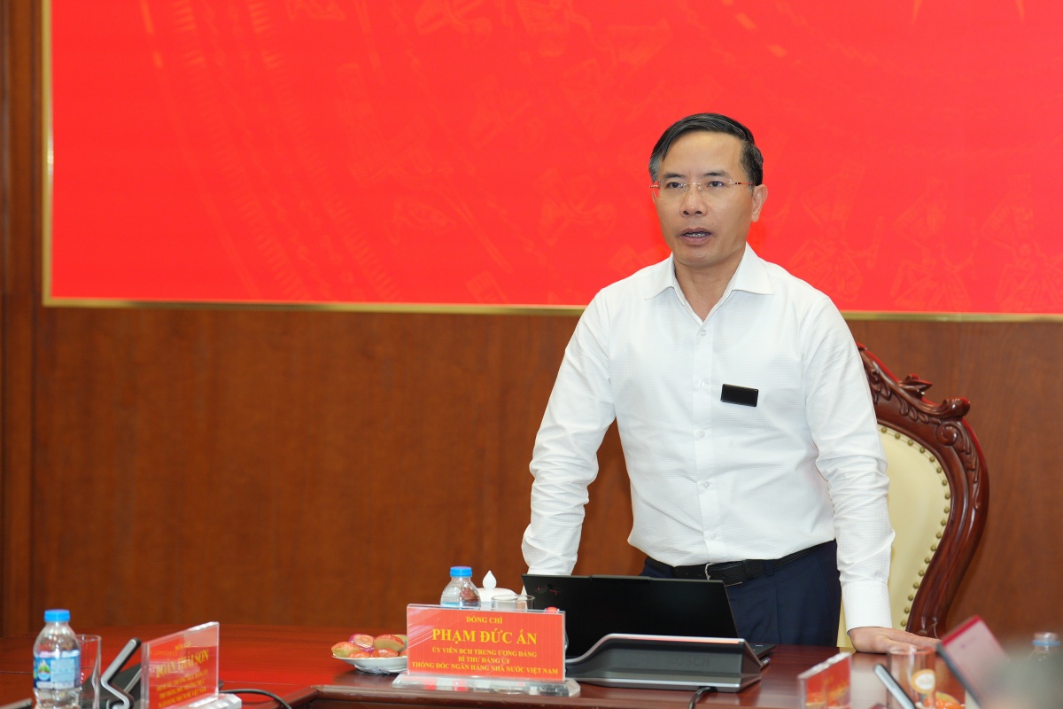 Cụ thể hóa Nghị quyết Hội nghị Trung ương 4 bằng tiến độ, sản phẩm và kết quả rõ ràng Cụ thể hóa Nghị quyết Hội nghị Trung ương 4 bằng tiến độ, sản phẩm và kết quả rõ ràng