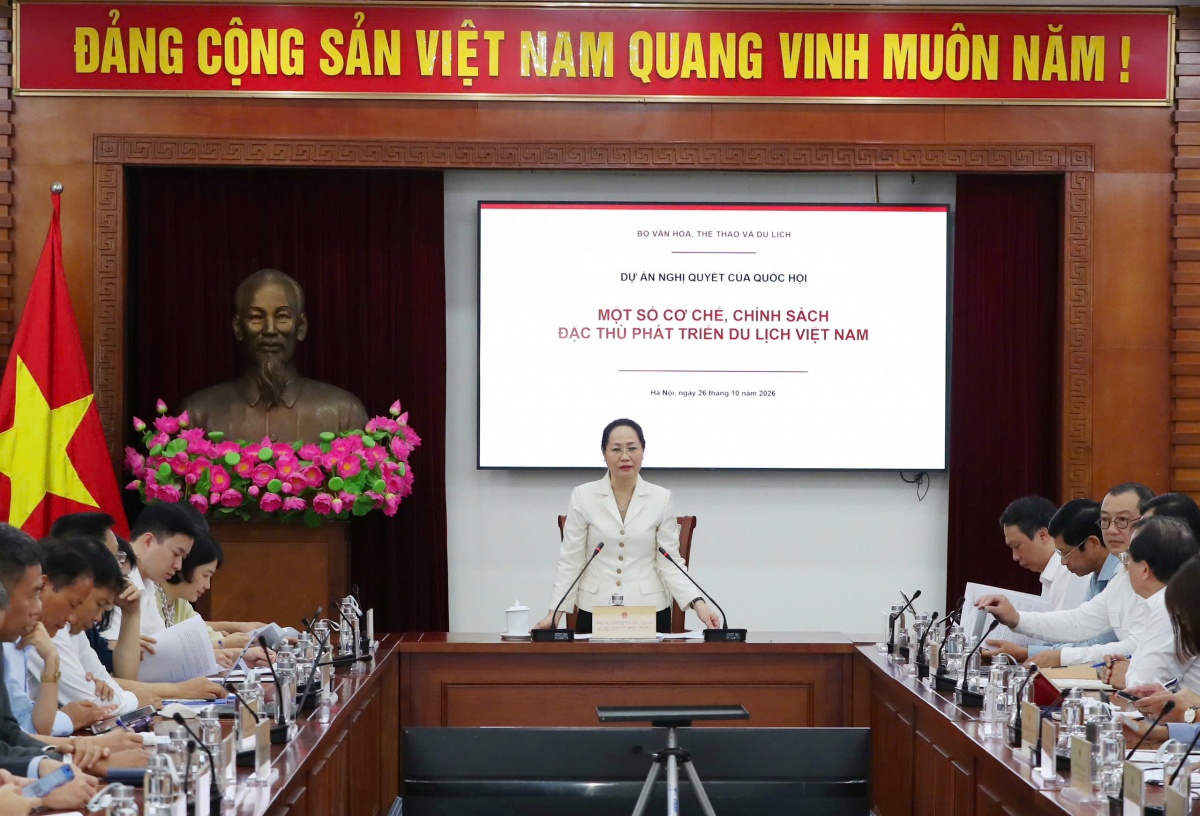 Tháo gỡ điểm nghẽn, khơi thông nguồn lực và tạo động lực mới cho ngành du lịch phát triển Tháo gỡ điểm nghẽn, khơi thông nguồn lực và tạo động lực mới cho ngành du lịch phát triển