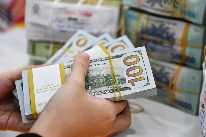Ngân hàng bổ sung nguồn lực cho vay từ vốn quốc tế Ngân hàng bổ sung nguồn lực cho vay từ vốn quốc tế