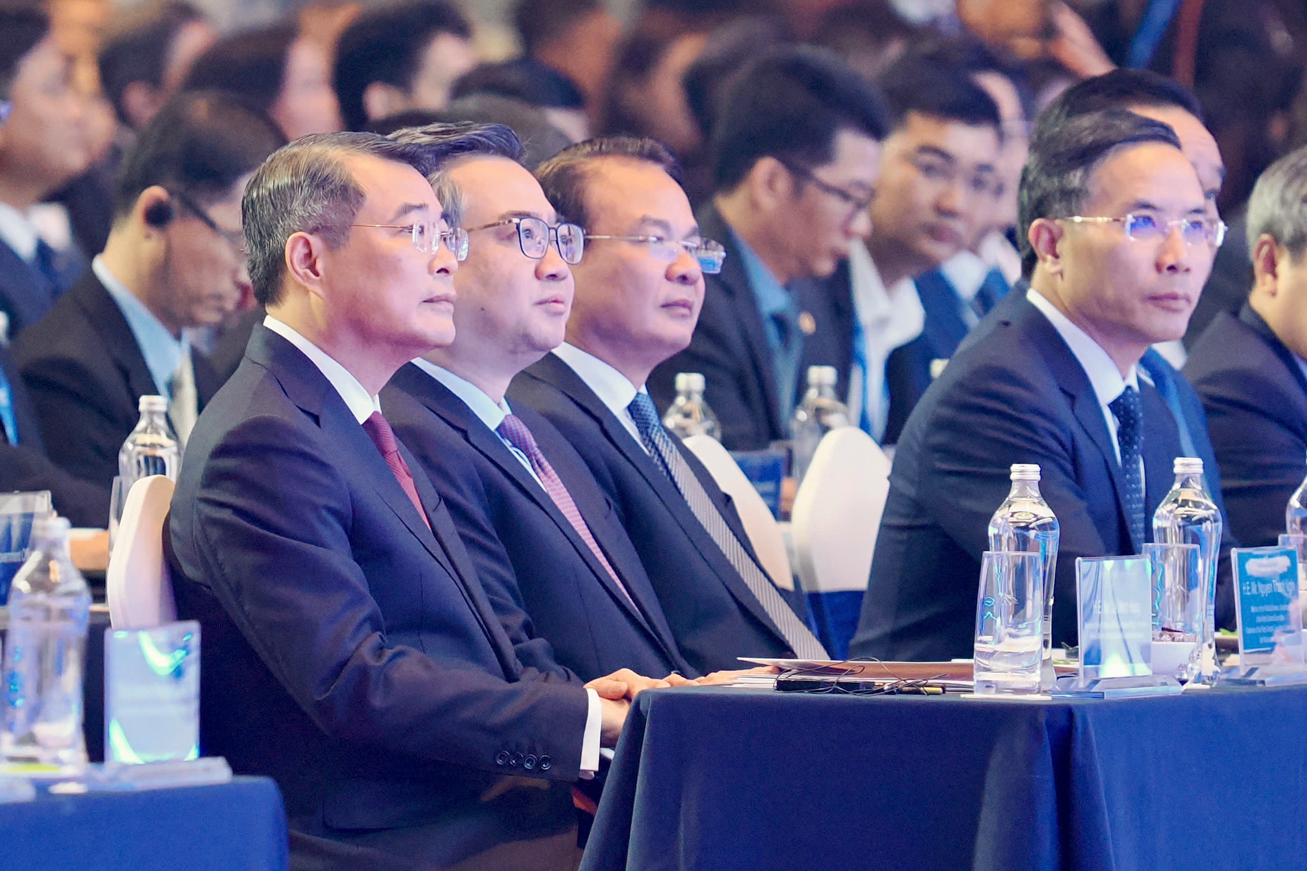 Thủ tướng Lê Minh Hưng đề xuất 4 hướng hợp tác tạo động lực tăng trưởng Thủ tướng Lê Minh Hưng đề xuất 4 hướng hợp tác tạo động lực tăng trưởng