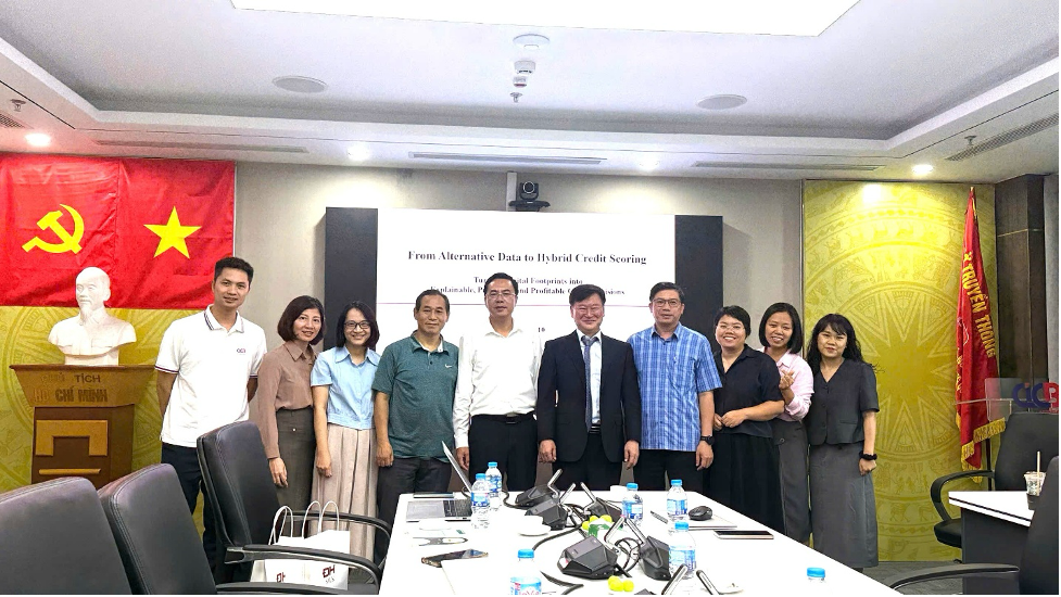 CIC tăng cường trao đổi kinh nghiệm quốc tế về phát triển sản phẩm điểm tín dụng lai CIC tăng cường trao đổi kinh nghiệm quốc tế về phát triển sản phẩm điểm tín dụng lai
