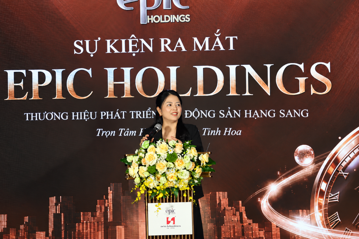 Bà Lương Hồng Anh, Chủ tịch HĐQT Epic Holdings phát biểu tại sự kiện