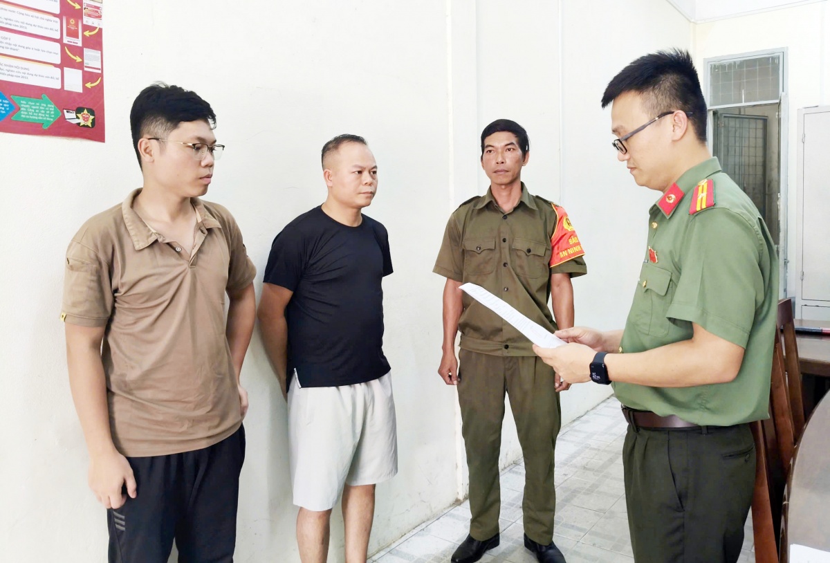 Cảnh giác trước chiêu trò lừa đảo trực tuyến, rửa tiền với số tiền khủng Cảnh giác trước chiêu trò lừa đảo trực tuyến, rửa tiền với số tiền khủng