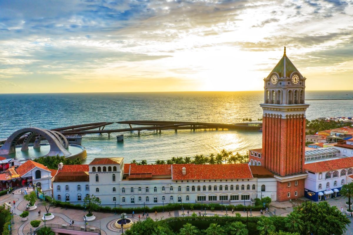  Chỉ trong 9 tháng đầu năm 2026, đảo Phú Quốc đã đón hơn 8,57 triệu lượt khách trong đó khách quốc tế đạt hơn 1,92 triệu lượt, tăng 60,2%