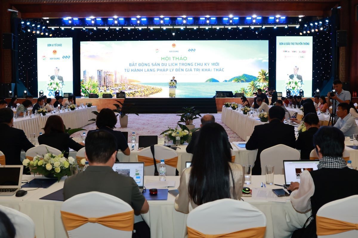 Quang cảnh hội thảo Quang cảnh hội thảo
