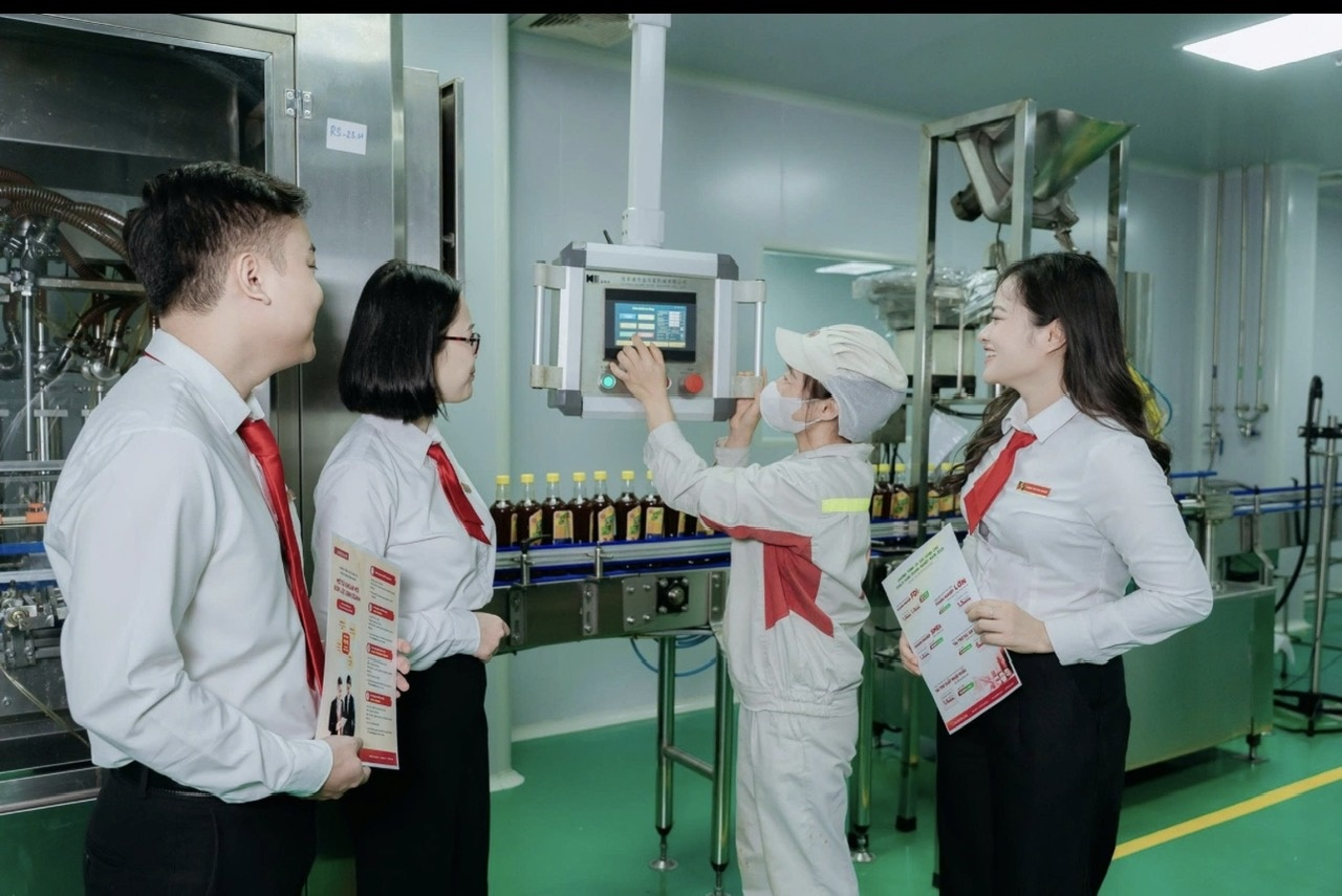 Nhân viên Agribank đi thẩm định các dự án. Ảnh: Agribank Nhân viên Agribank đi thẩm định các dự án. Ảnh: Agribank