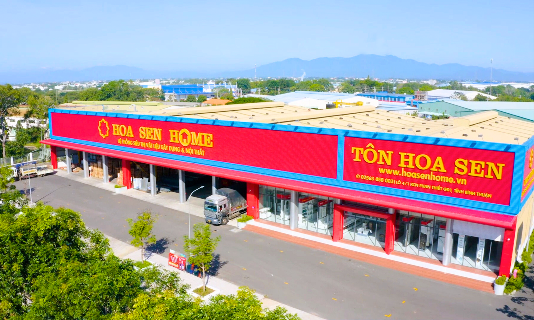 Mộ cửa hàng Hoa Sen Home Phan Thiết Mộ cửa hàng Hoa Sen Home Phan Thiết