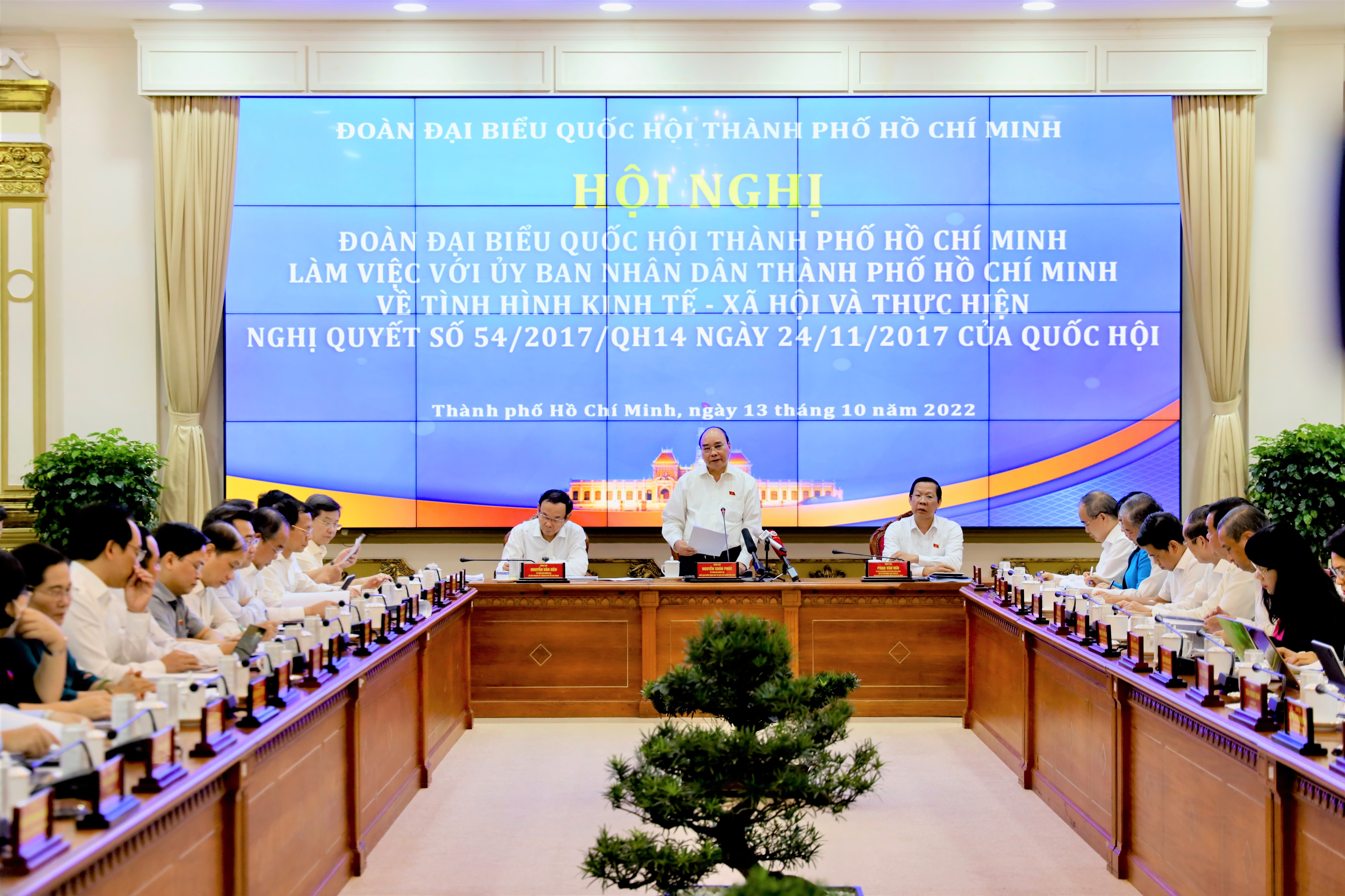 TP.HCM đề xuất nhiều cơ chế hỗ trợ phát triển kinh tế tphcm de xuat nhieu co che de tiep tuc phat trien kinh te
