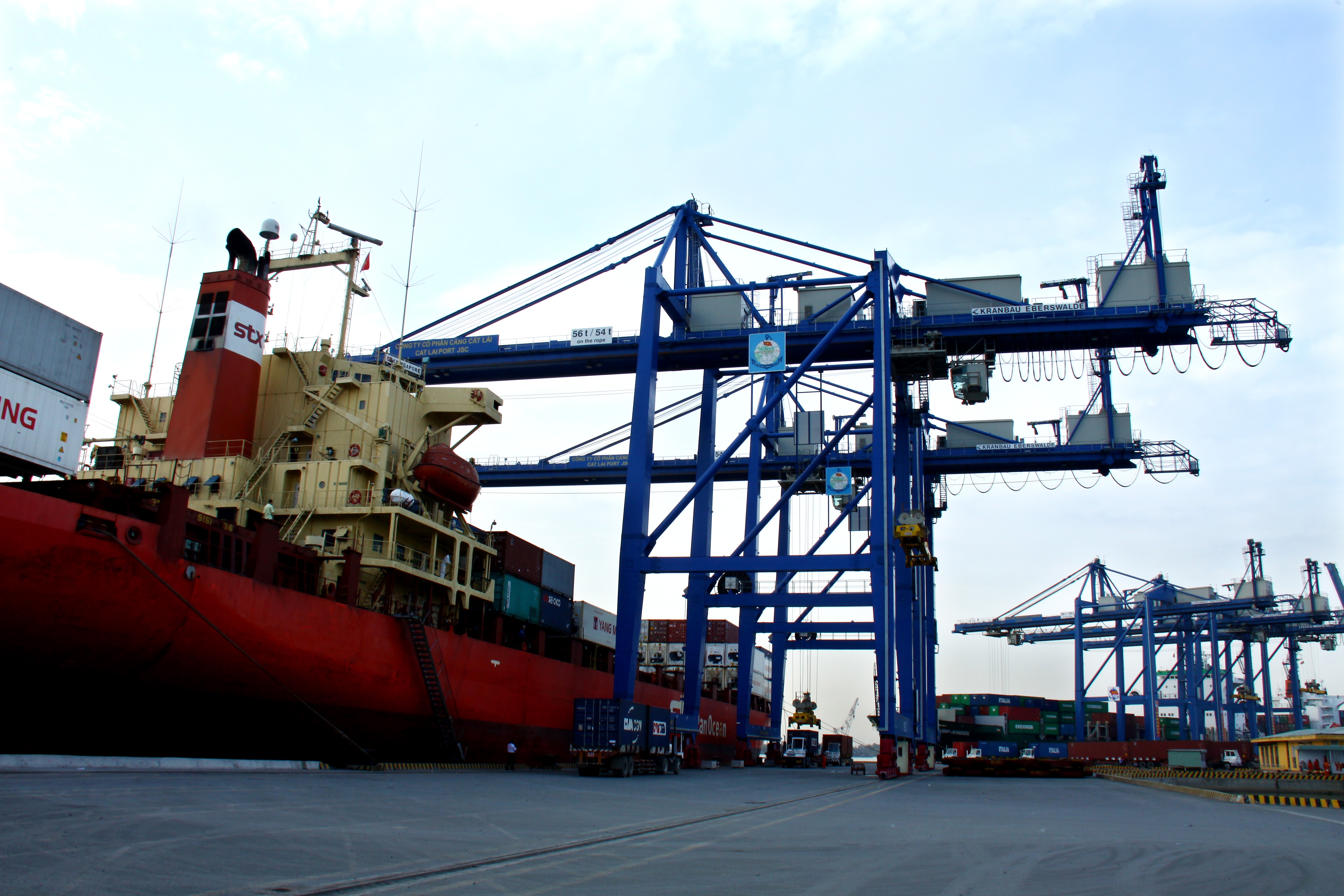 Cảng biển phát triển tác động mạnh tới khách thuê bất động sản công nghiệp 0607-img-9854