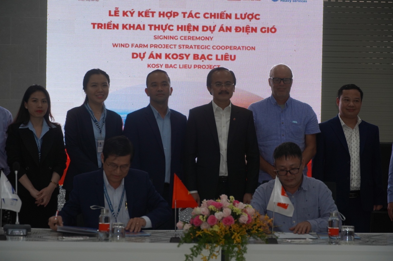 Cảng Quốc tế Long An và Đặng Gia Corp ký kết triển khai dự án điện gió