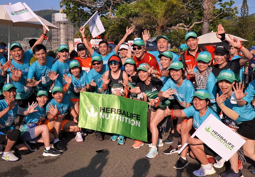 herbalife viet nam dong hanh cung giai tien phong marathon 2022 lan thu 63