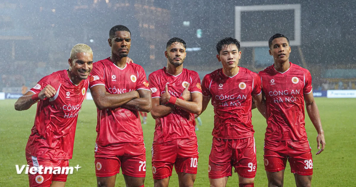 Vòng 23 V-League: Công an Hà Nội vô địch sớm, "nóng bỏng" cuộc đua trụ hạng
