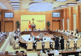 Khai mạc Phiên họp thứ 13 của Ủy ban Thường vụ Quốc hội