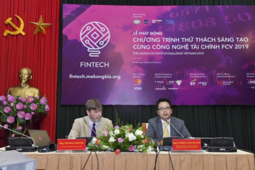 Thúc đẩy phổ cập tài chính và chuyển đổi ngân hàng số tại thị trường Việt Nam