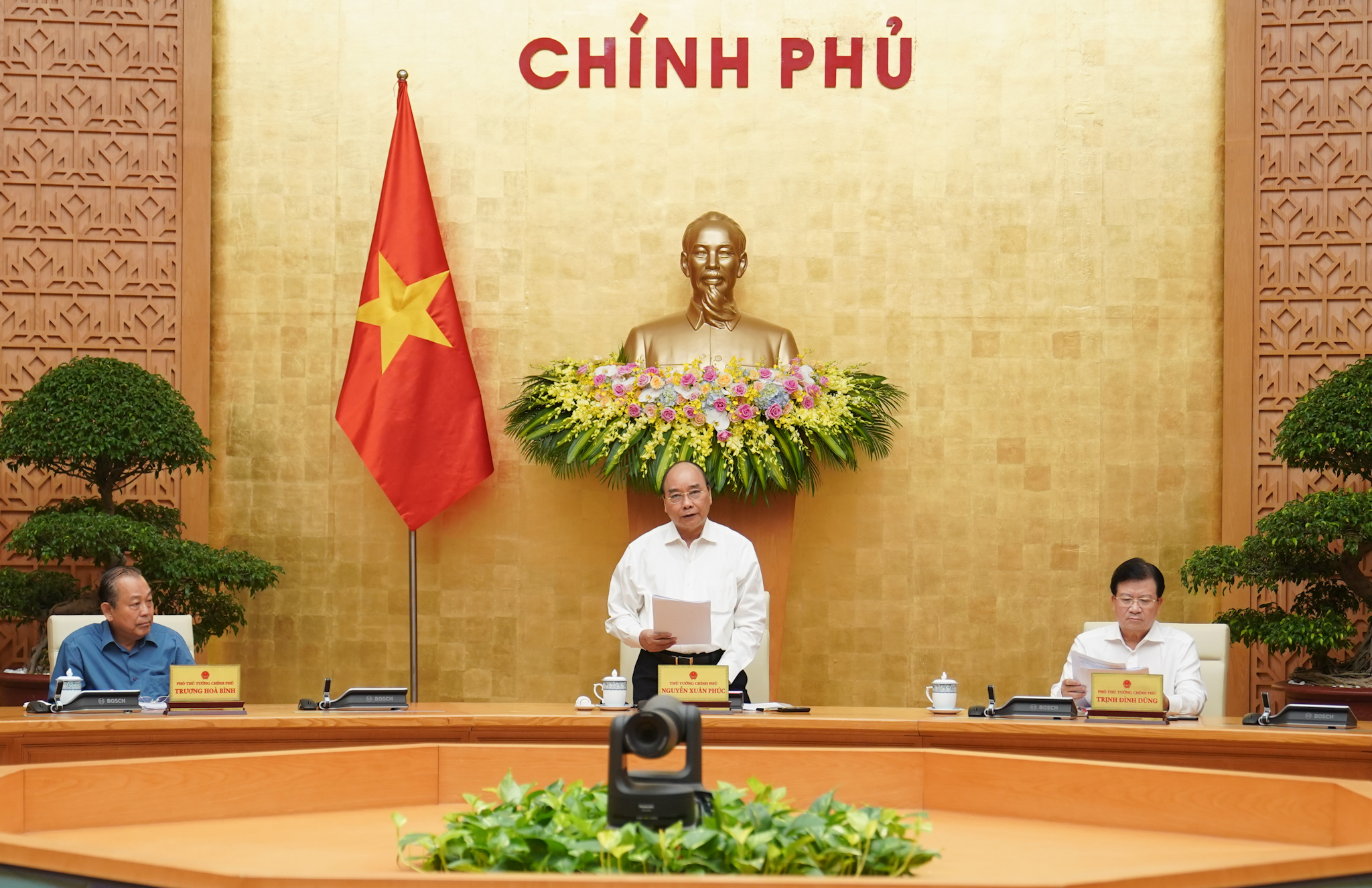 Thủ tướng: Không để chồng chéo, trùng lắp quản lý Nhà nước về giao thông đường bộ