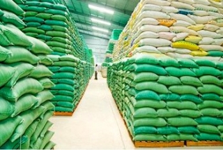 Xuất hơn 130.000 tấn gạo cho 24 tỉnh, thành phố hỗ trợ người dân gặp khó khăn