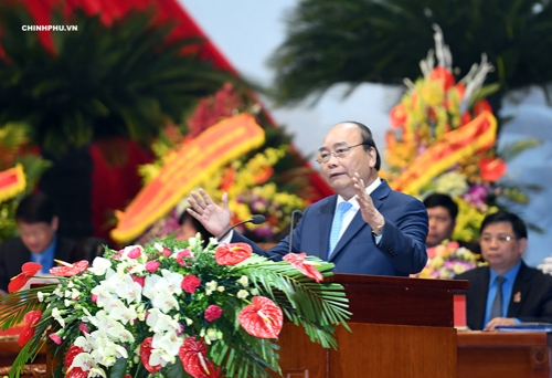 Thủ tướng đề nghị Công đoàn Việt Nam tiếp tục đổi mới và có bước đột phá