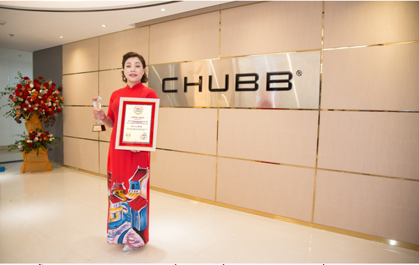 Chubb Life Việt Nam “rinh” hai giải thưởng lớn về uy tín và tăng trưởng