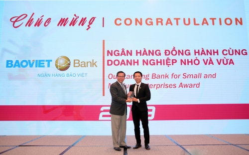 Agribank được vinh danh 2 giải thưởng Ngân hàng Việt Nam tiêu biểu 2019