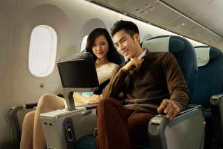 Từ 1/12, Vietnam Airlines phục vụ ấn phẩm điện tử trên chuyến bay