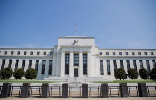 Fed tăng lãi suất lần thứ 4 trong năm, chứng khoán Mỹ giảm điểm