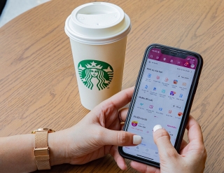 Starbucks Vietnam: Tăng tính tiện dụng trong thanh toán điện tử
