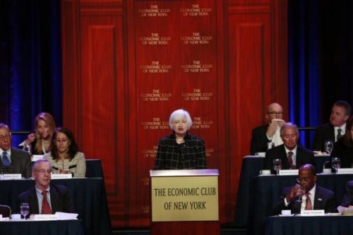 Chủ tịch Janet Yellen: Fed nên thận trọng về việc tăng lãi suất