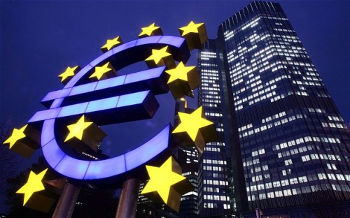 Thâm hụt ngân sách của EU và Eurozone giảm mạnh