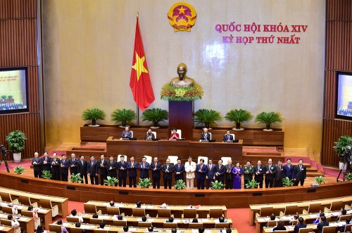 Chính phủ nhiệm kỳ 2016-2021: Ông Lê Minh Hưng tái đắc cử Thống đốc NHNN