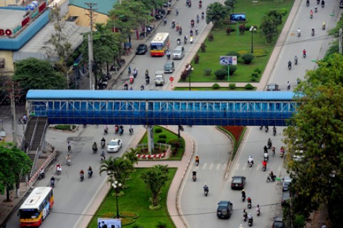 Hà Nội: Xây cầu đi bộ qua đường tại khu vực ngõ 108 đường Nghi Tàm