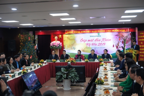 Chủ tịch Quốc hội thăm Vietcombank đầu Xuân Kỷ Hợi