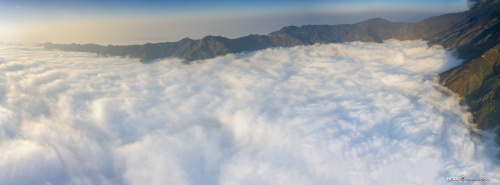 Săn mây trên đỉnh Tà Xùa